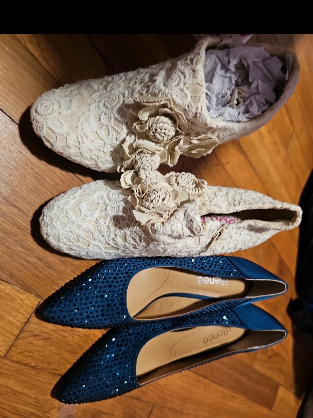 Lace Floral Slip-On Women’s Shoes - Cream